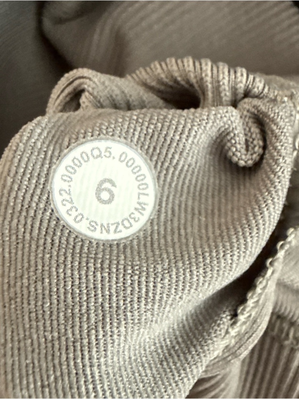 Lululemon Ebb to Street Long Sleeve Top Size 6 Gull Gray Crop Ribbed Fitted Yoga - Picture 7 of 7